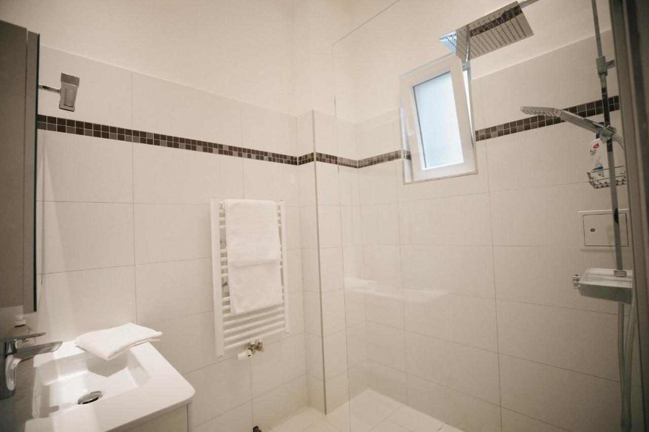 Kh Universitaet Apartment